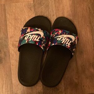 nike slides